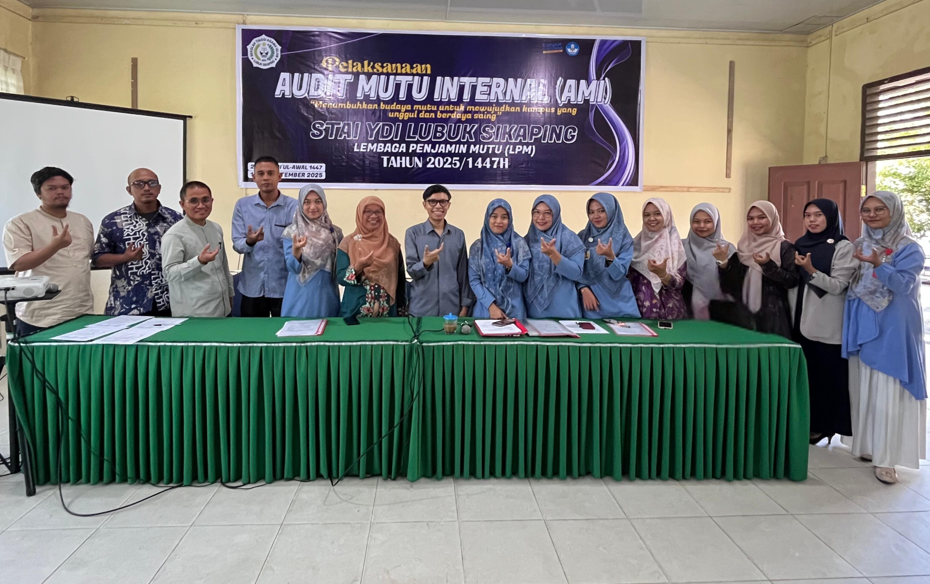 STAI YDI Lubuk Sikaping Gelar Penutupan Hasil AMI 2025: Menumbuhkan Budaya Mutu Untuk Mewujudkan Kampus Yang Unggul Dan Berdaya Saing